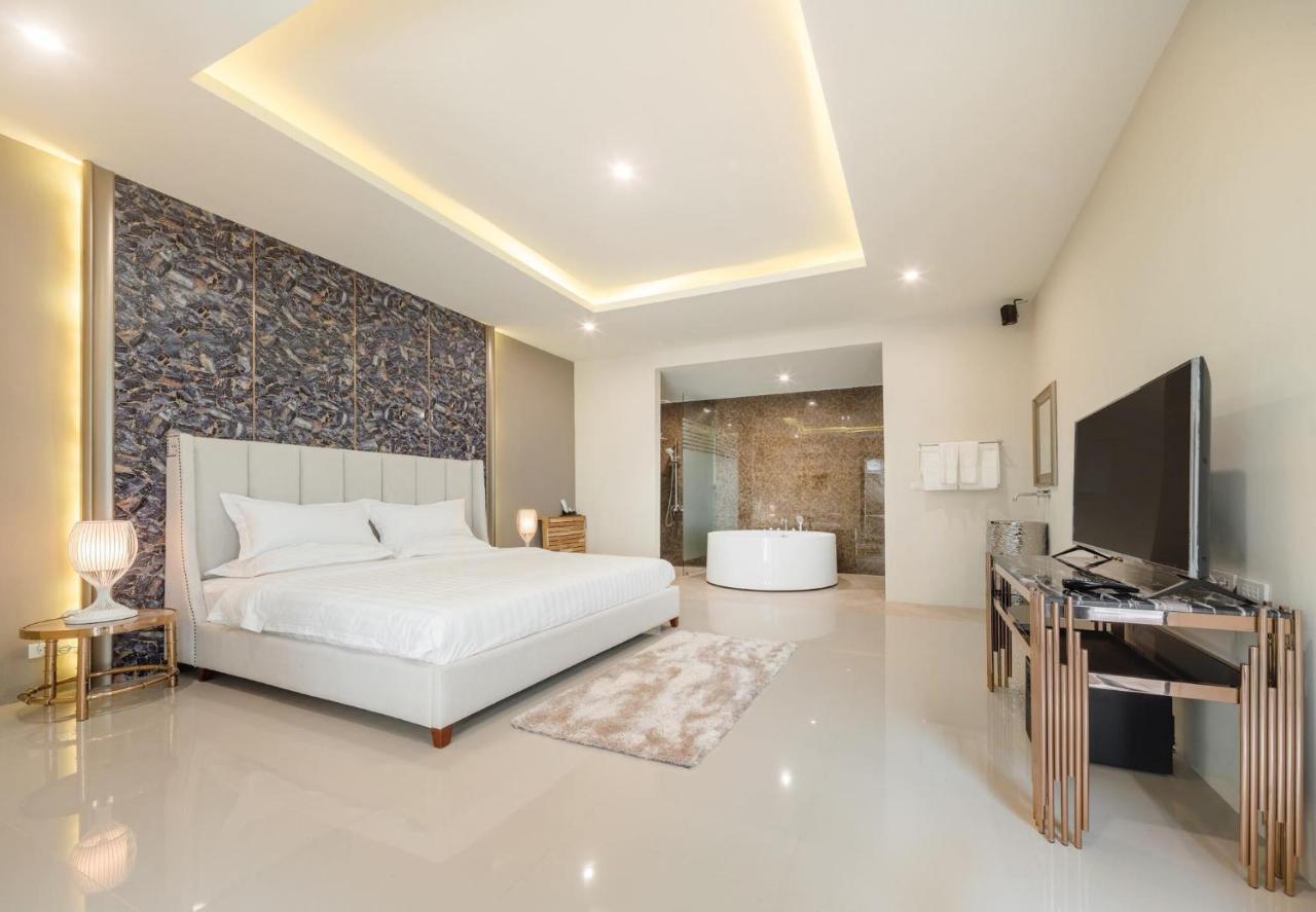 The Valen Resort Bangkok Exterior photo